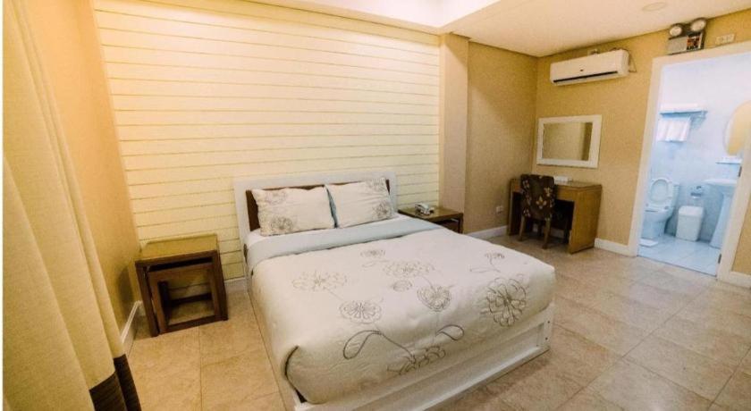 Moonbay Marina The Villas Olongapo Exterior foto
